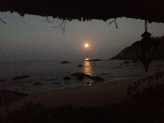 A shoot of the Full Moon taken at 5am during Magha Purnima day.